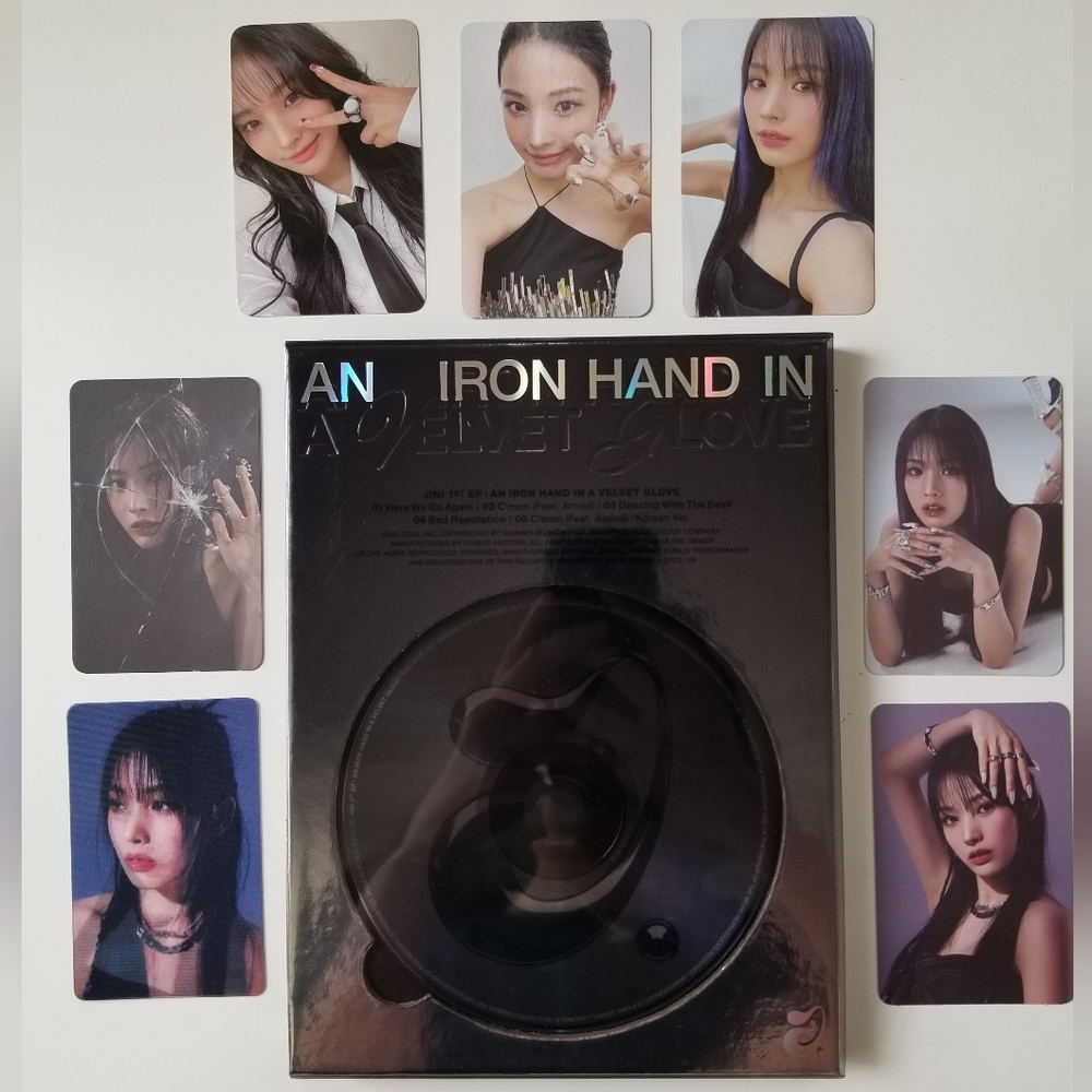 Jini's 1st Mini Album, "An Iron Hand In A Velvet Glove" (Iron Hand vers)